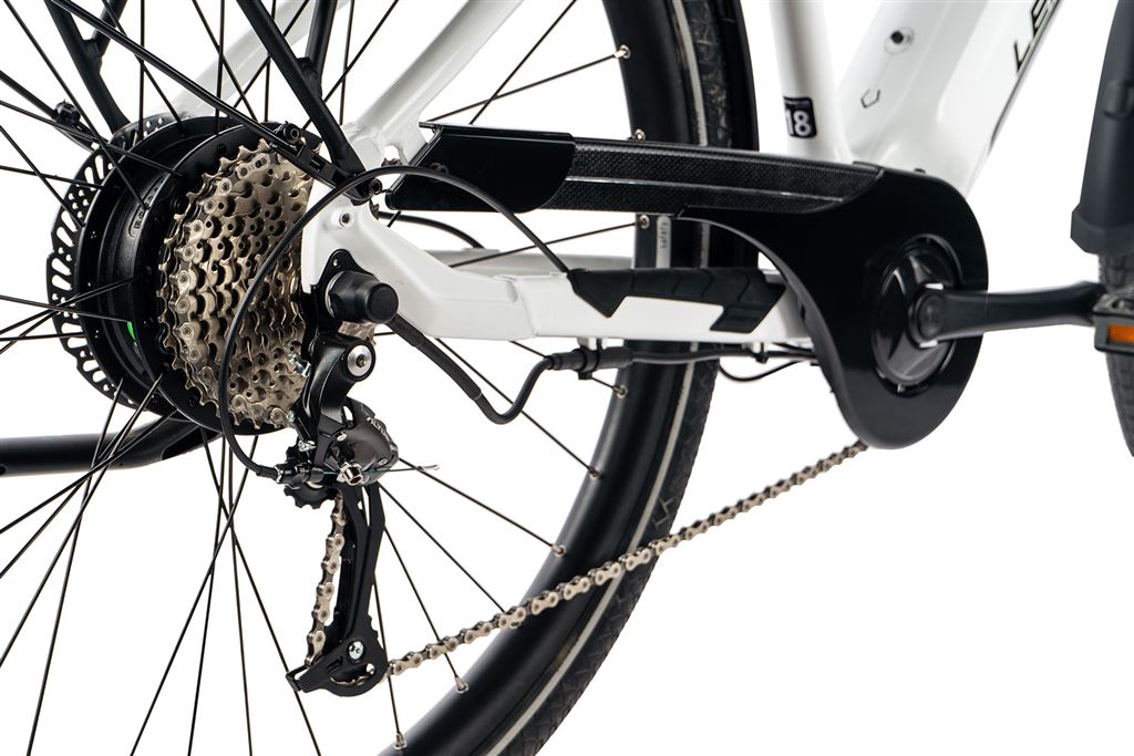 E-BIKE 28 SANDY LADY 16,5-1,WHITE SHINY (REAR MOTOR)