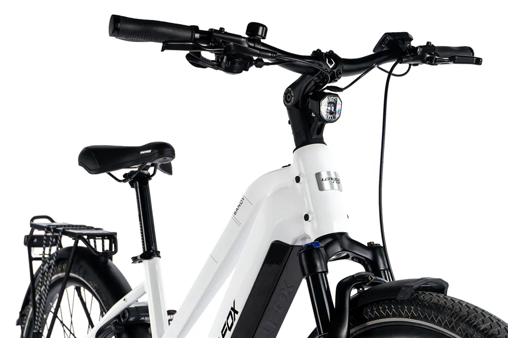 E-BIKE 28 SANDY LADY 16,5-1,WHITE SHINY (REAR MOTOR)