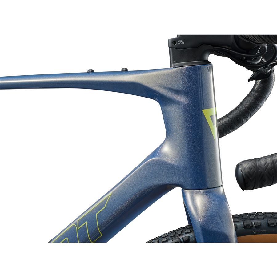 Revolt Advanced 1 L Midnight Moon