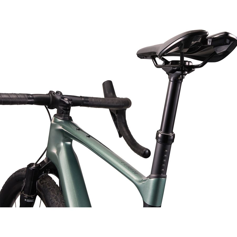 Revolt X Advanced Pro 0 ML Airglow/BlackCurrant