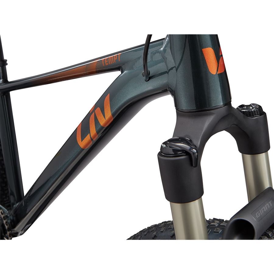 Tempt 29 0 S Asphalt Green