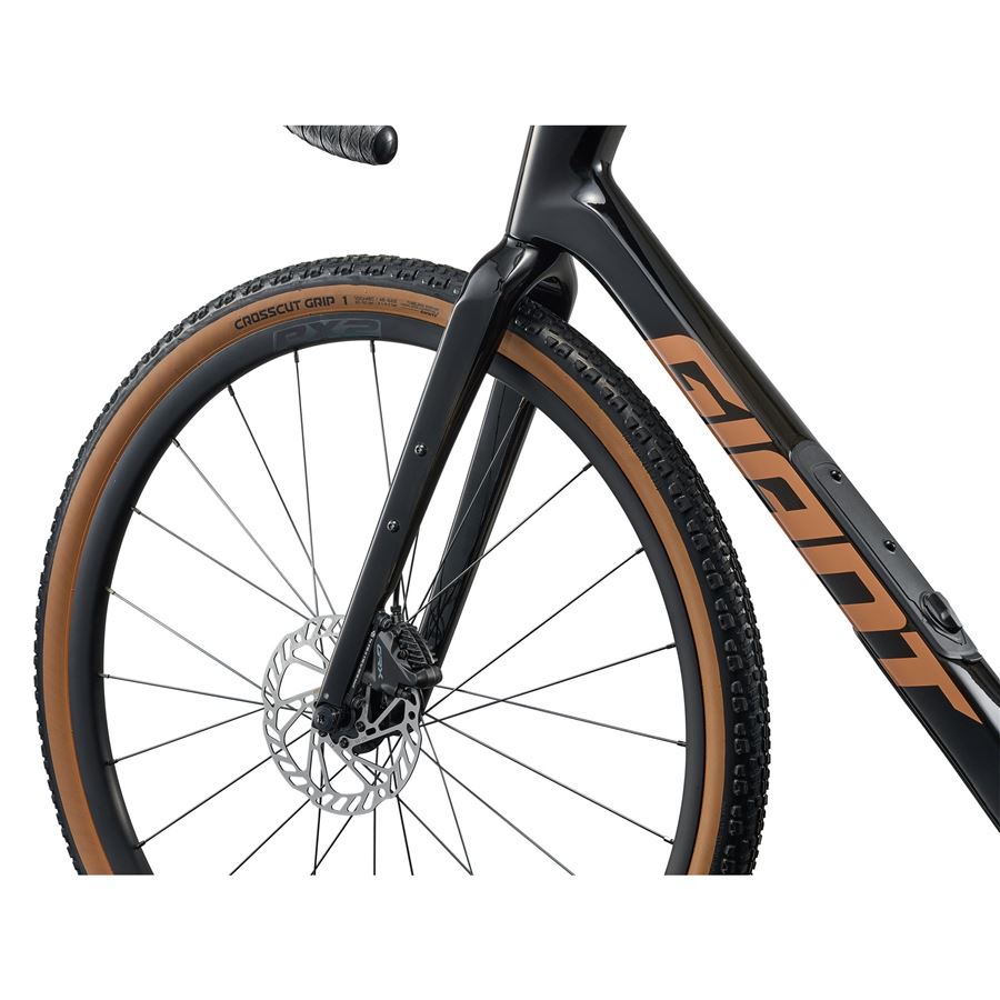 Revolt Advanced 2 M Carbon Smoke
