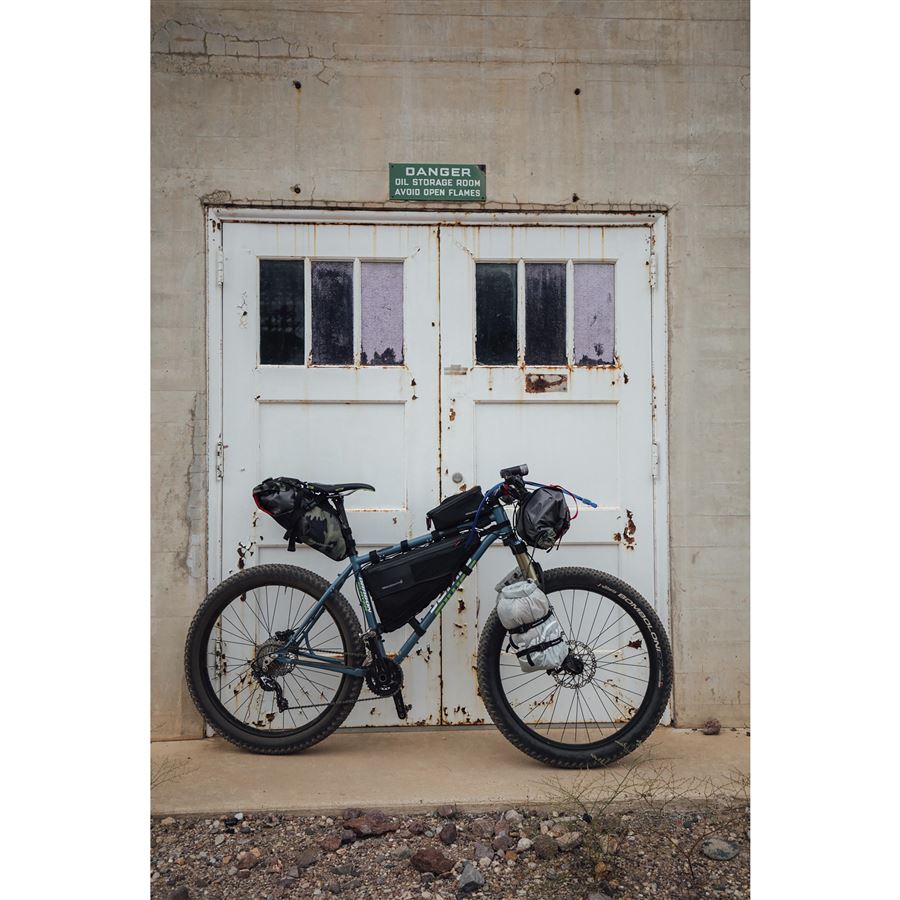 BLACKBURN Outpost HB Roll