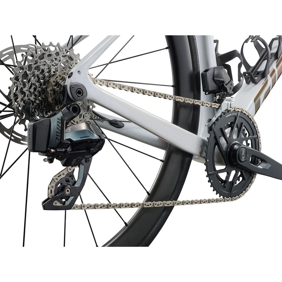 Defy Advanced Pro 1 L White