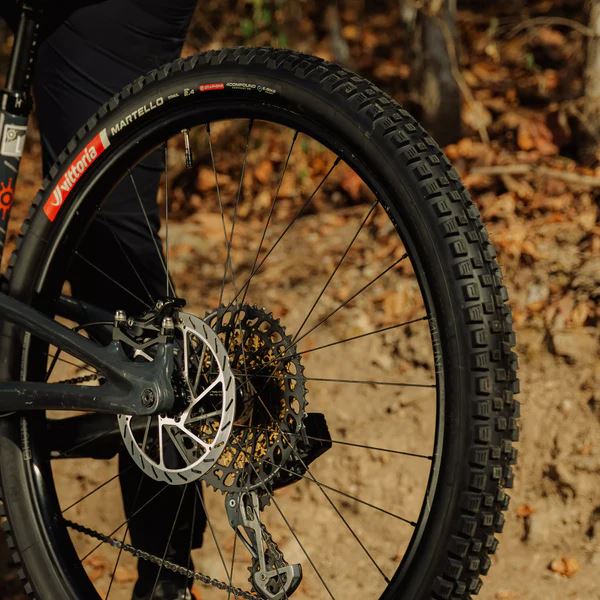 VITTORIA Martello 29x2.4 Trail Brown-Blk-Blk G2.0