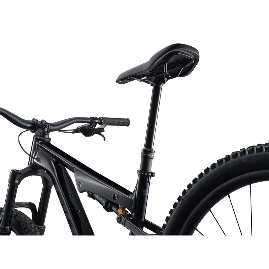 Stance M Black