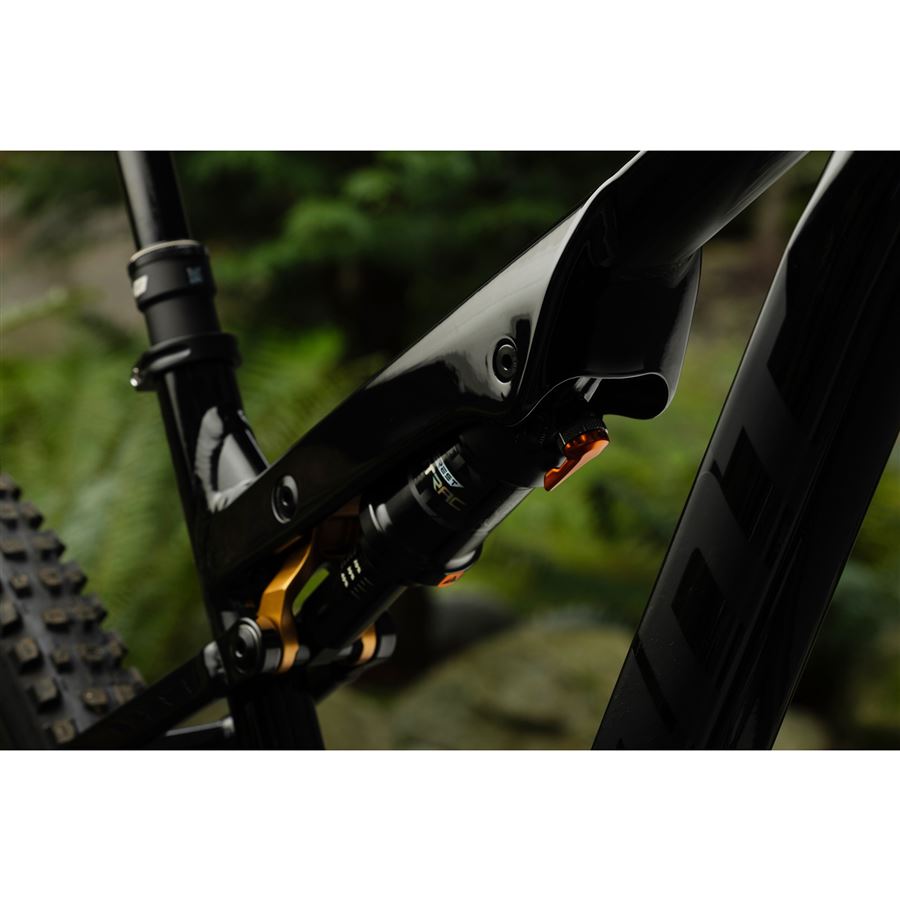 Stance M Black